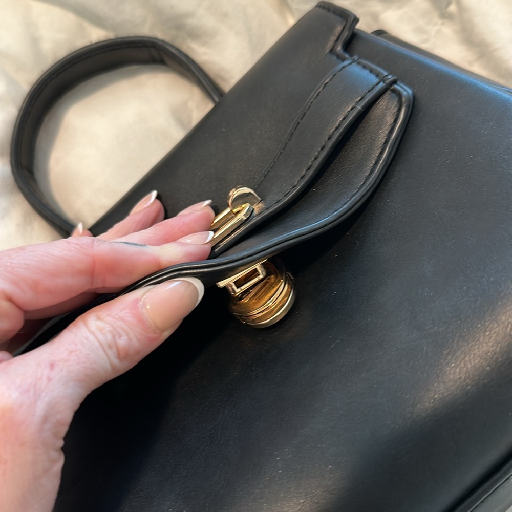 PURSE - Picture 6 of 7